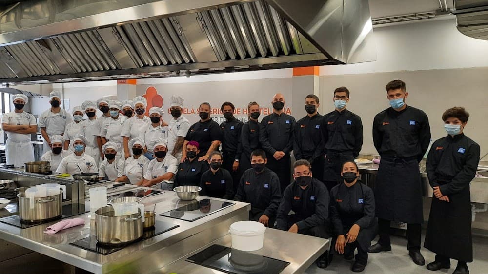 Serveis En Restauració a Escuela De Hostelería Adalid-grupo Aspasia (Escuela De Hostelería Adalid-grupo Aspasia, Los Realejos): foto 4