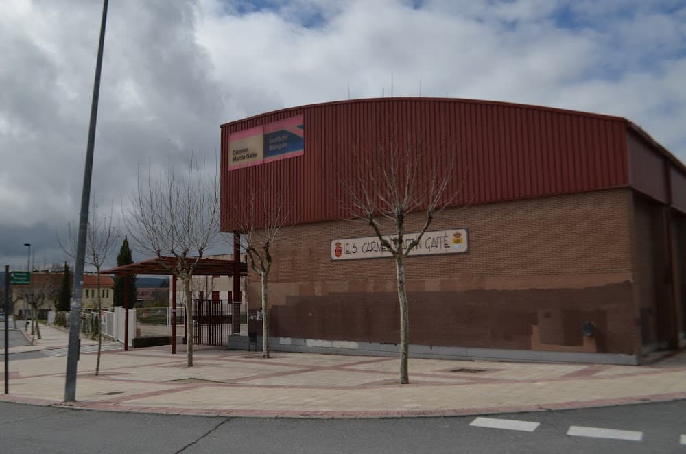 Foto secundaria del campus Carmen Martin Gaite