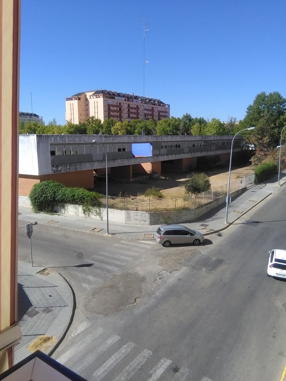 Foto secundaria del campus Ies Ciudad Jardín