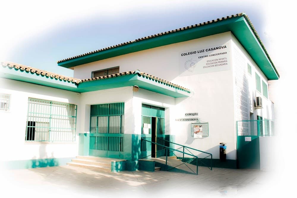 Atenció A Persones En Situació De Dependència a Escolapios Cartuja Luz Casanova (Escolapios Cartuja Luz Casanova, Granada): foto 5