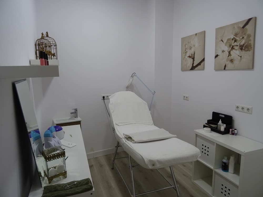 Estética Y Belleza en Salón Fundamentals (Salón Fundamentals, Almería): foto 2