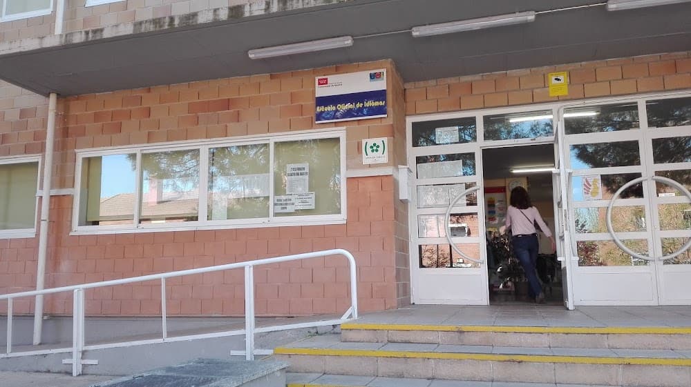 Ensenyament I Animació Socioesportiva a Pintor Antonio Lopez (Pintor Antonio Lopez, Tres Cantos): foto 3