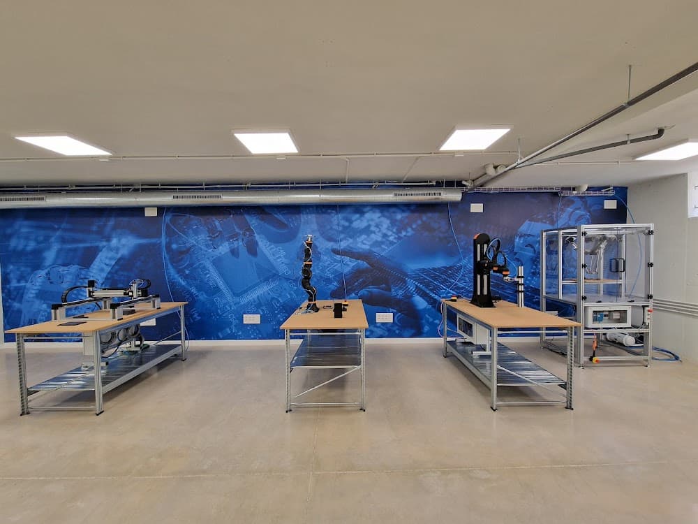 Foto secundaria del campus Cesur Murcia Lago