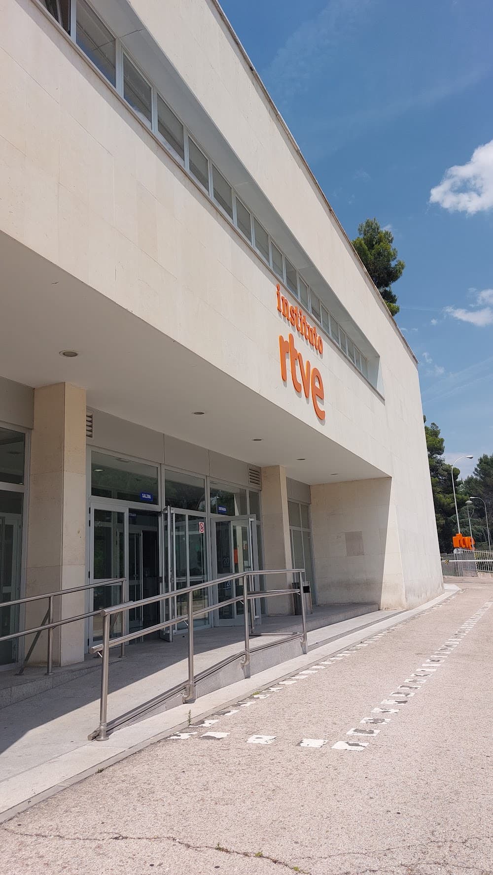 Foto secundaria del campus Instituto Radio Television Española (instituto Rtve)