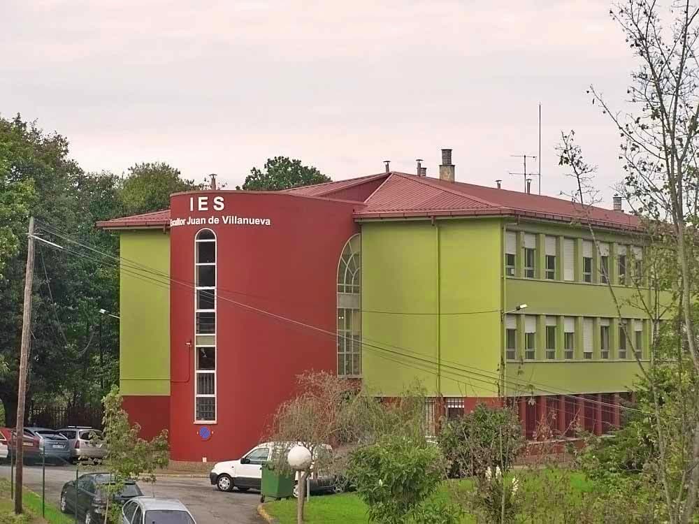 Foto del campus I.e.s. "escultor Juan De Villanueva"