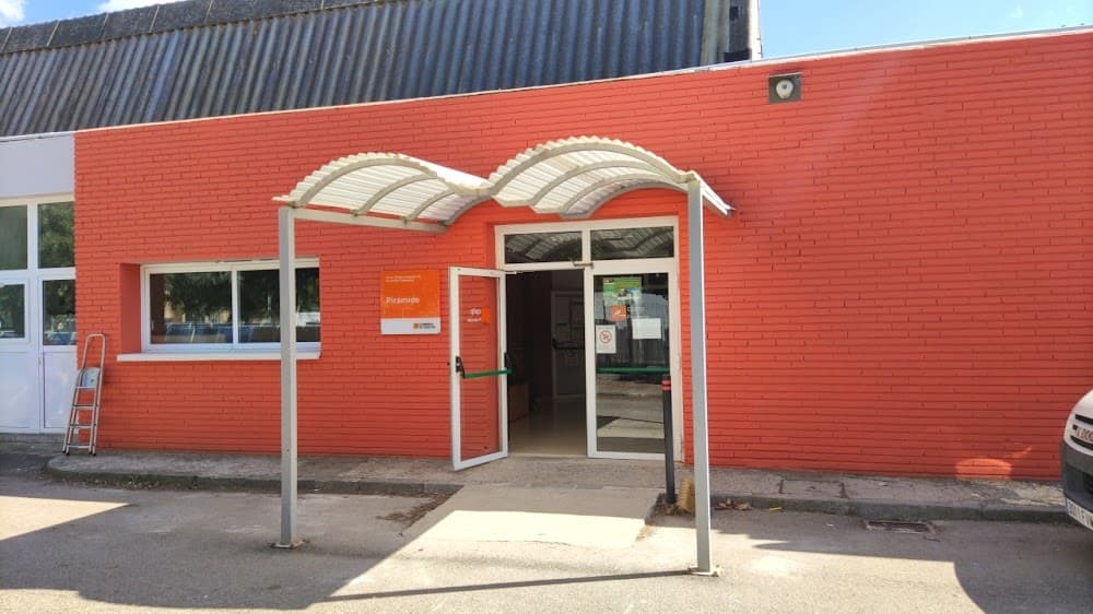 Foto del campus Pirámide