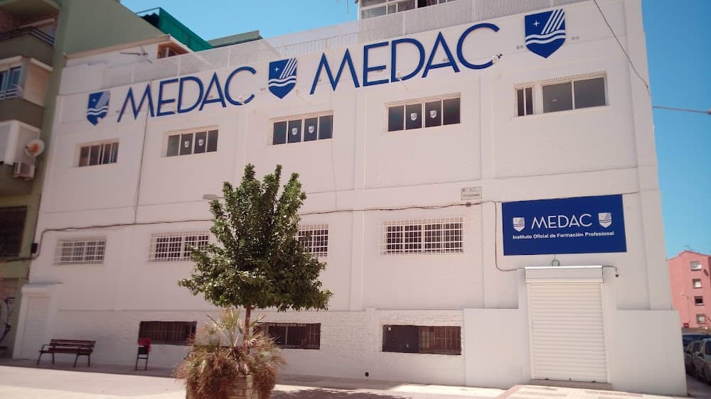 Comercio Internacional en Medac San Rafael (Medac San Rafael, Málaga): foto 5