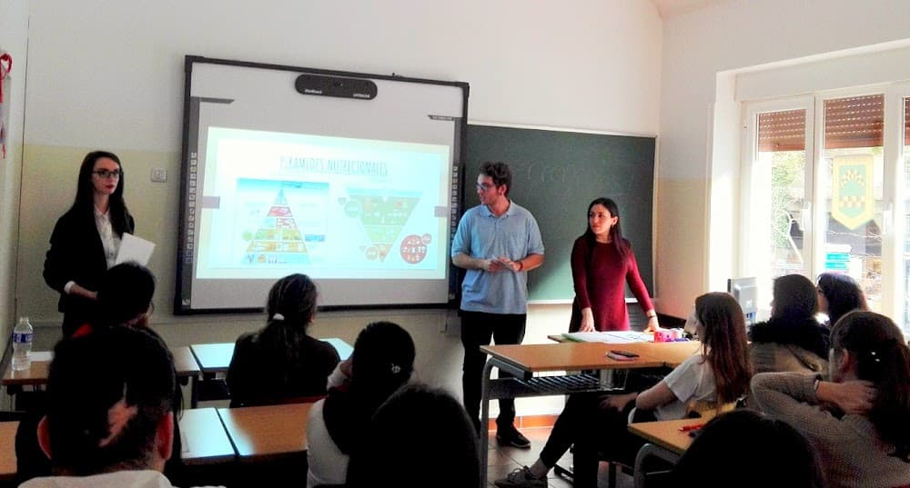 Cures Auxiliars D'infermeria a Escuela Profesional Javeriana (Escuela Profesional Javeriana, Madrid): foto 4