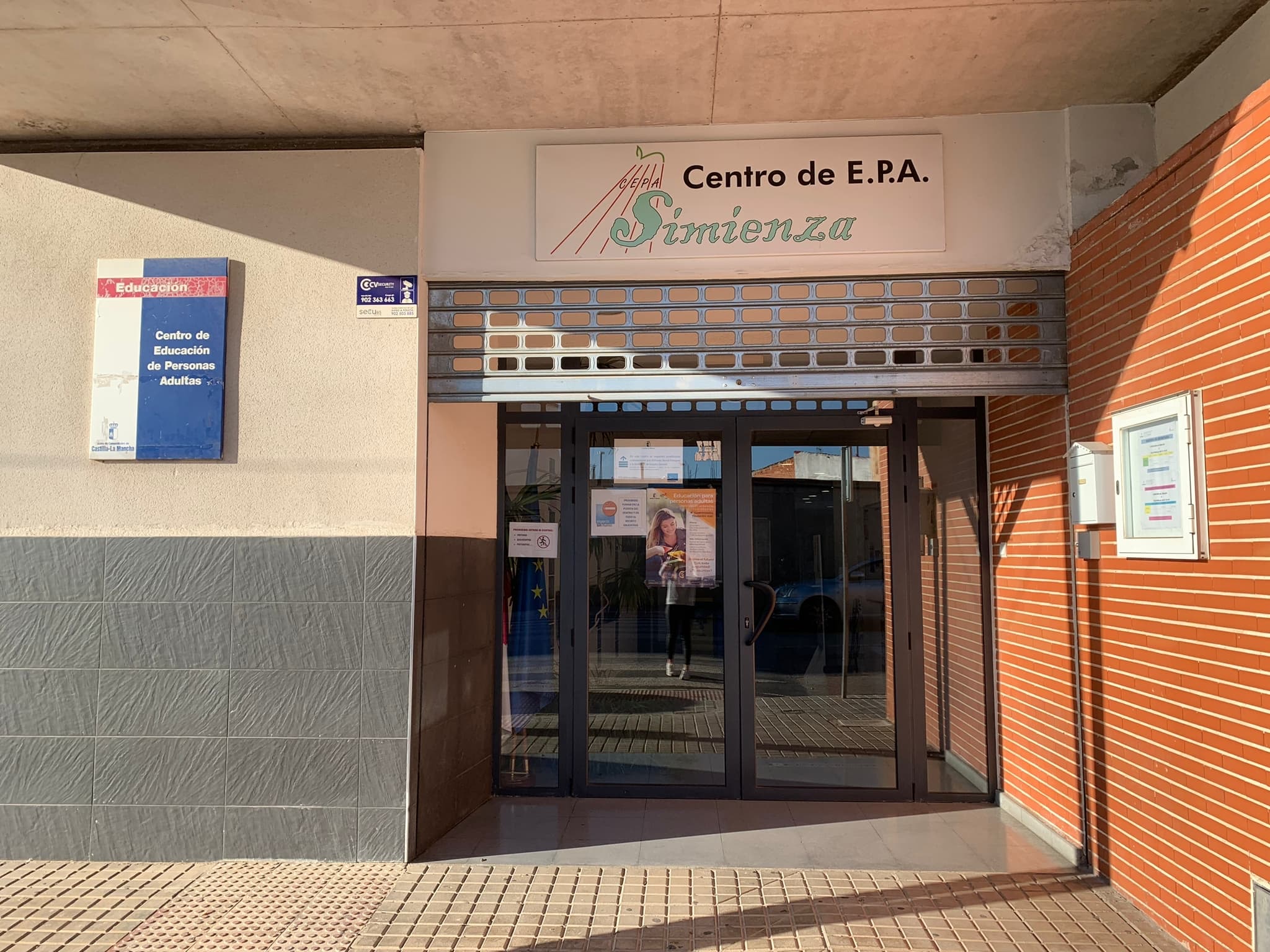 Acceso y Conservación en Instalaciones Deportivas en Simienza (Simienza, Tomelloso): foto 1
