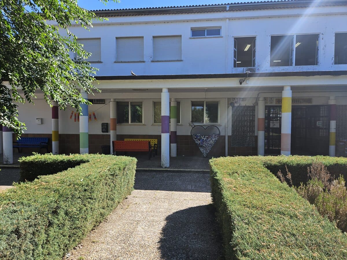 Servicios Administrativos en Turgalium (Turgalium, Trujillo): foto 1