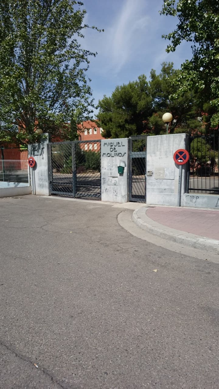 Foto secundaria del campus Miguel De Molinos