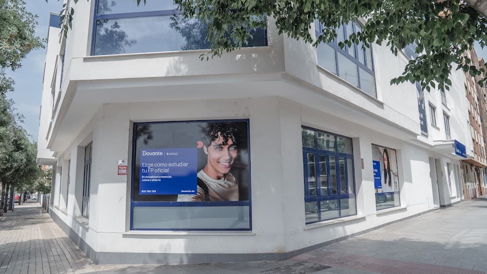 Foto secundaria del campus Medac Castellón