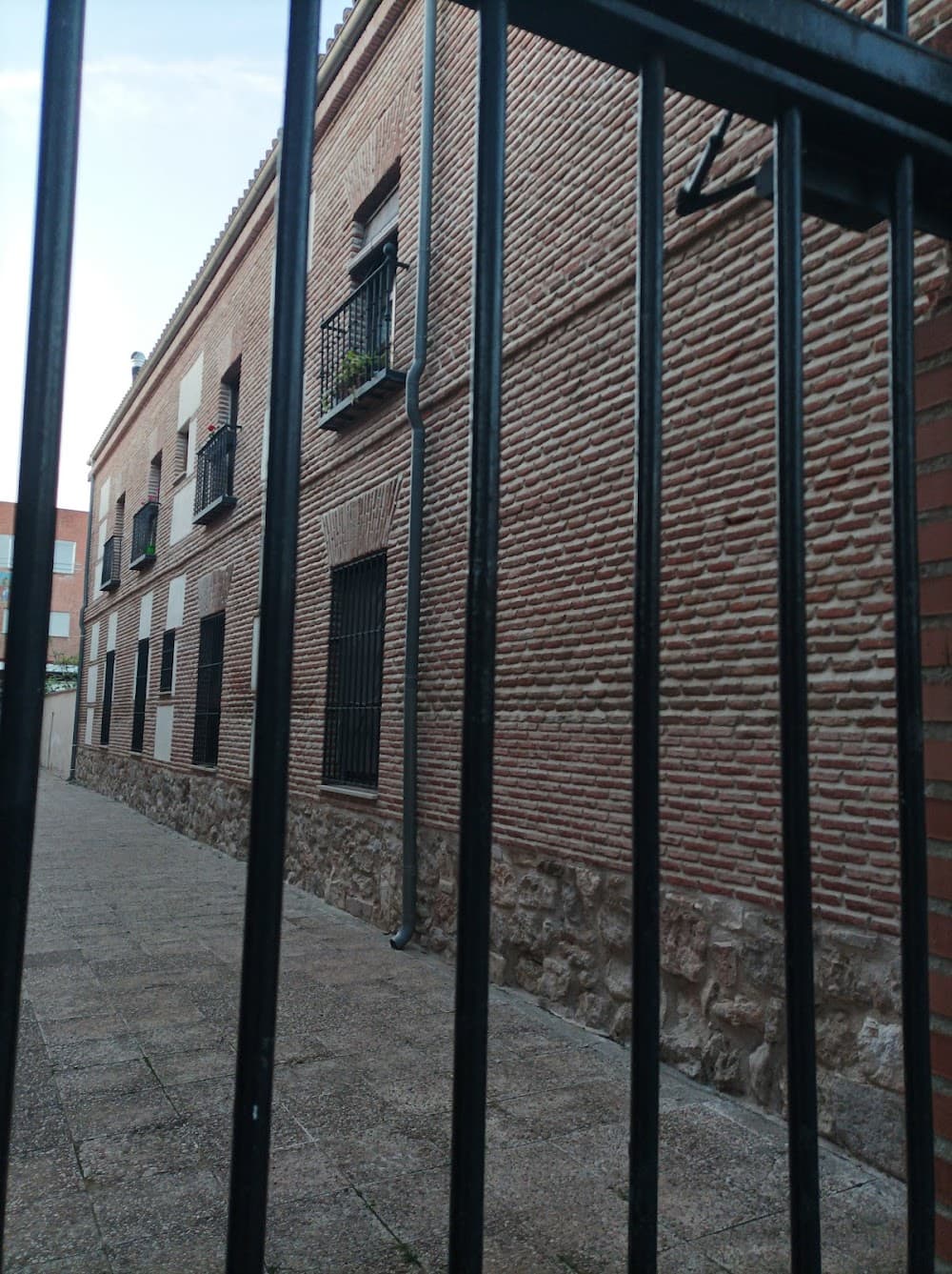 Atención A Personas En Situación De Dependencia en Calasanz (Calasanz, Alcalá De Henares): foto 5