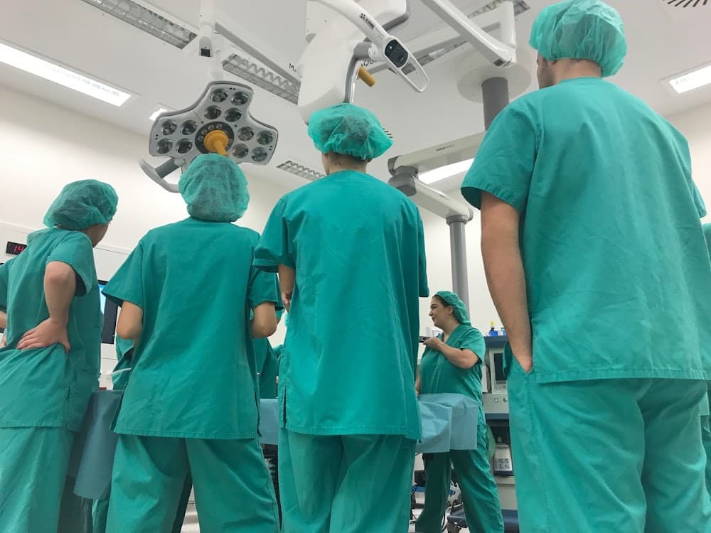 Cures Auxiliars D'infermeria a Escuela Tecnico Profesional En Ciencias De La Salud Clinica Mompia (Escuela Tecnico Profesional En Ciencias De La Salud Clinica Mompia, Mompía): foto 5
