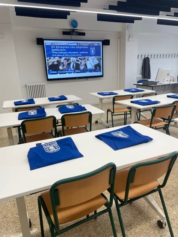Sistemes Microinformàtics I Xarxes a San Luis Lanbide Heziketa (San Luis Lanbide Heziketa, Bilbao): foto 2