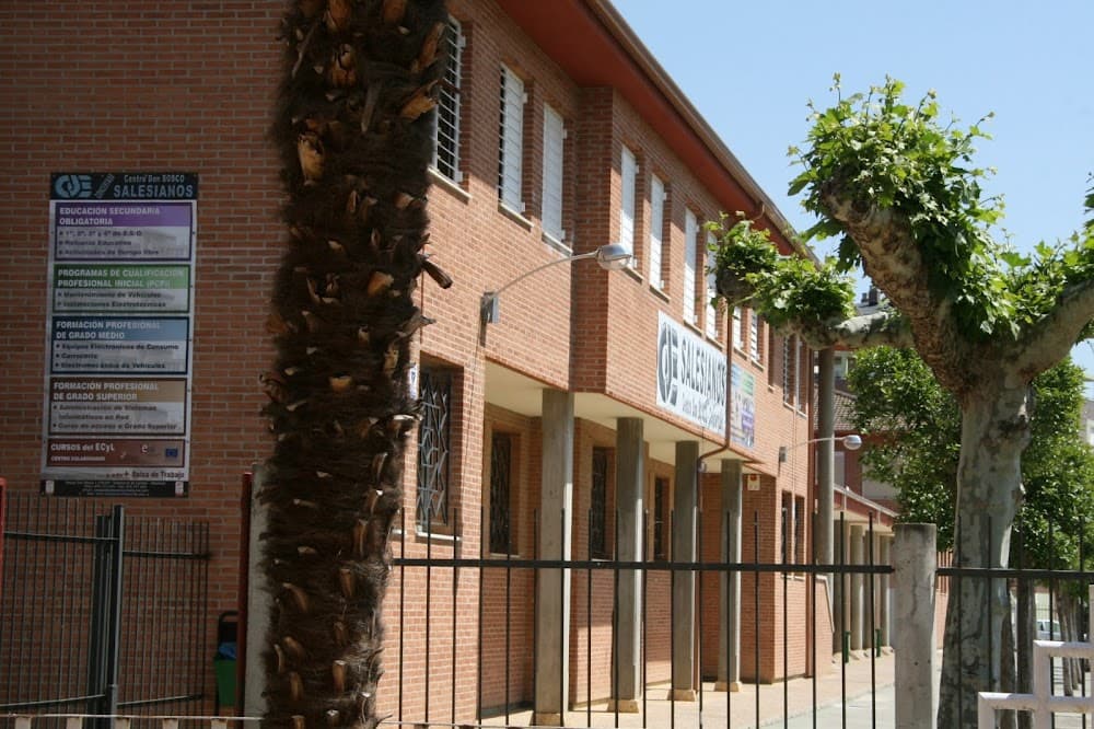 Administración De Sistemas Informáticos En Red en Don Bosco (Don Bosco, Villamuriel De Cerrato): foto 1