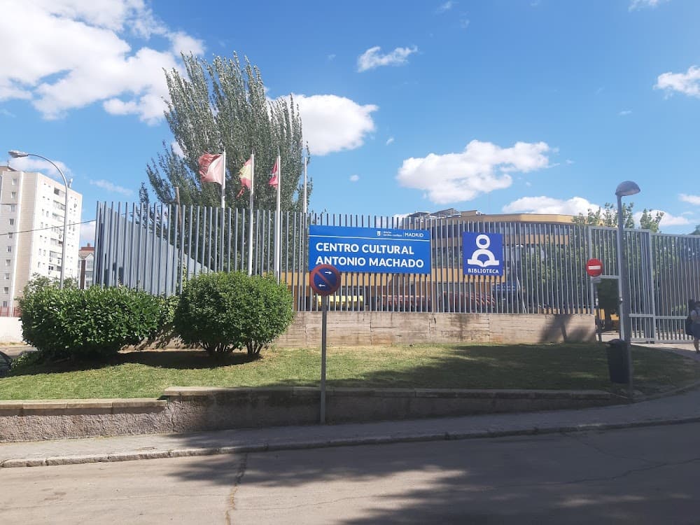 Foto secundaria del campus Francisco De Quevedo