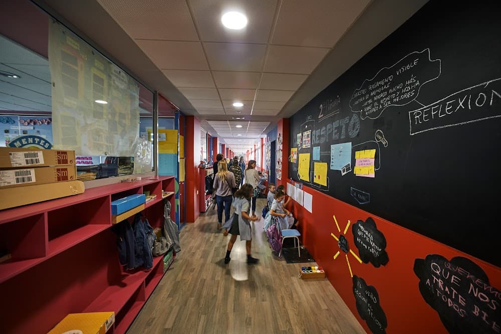Foto secundaria del campus Salzillo