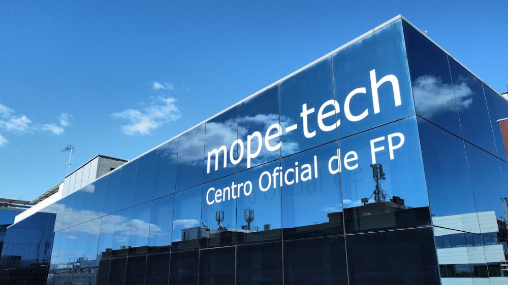 Foto secundaria del campus Mope - Tech