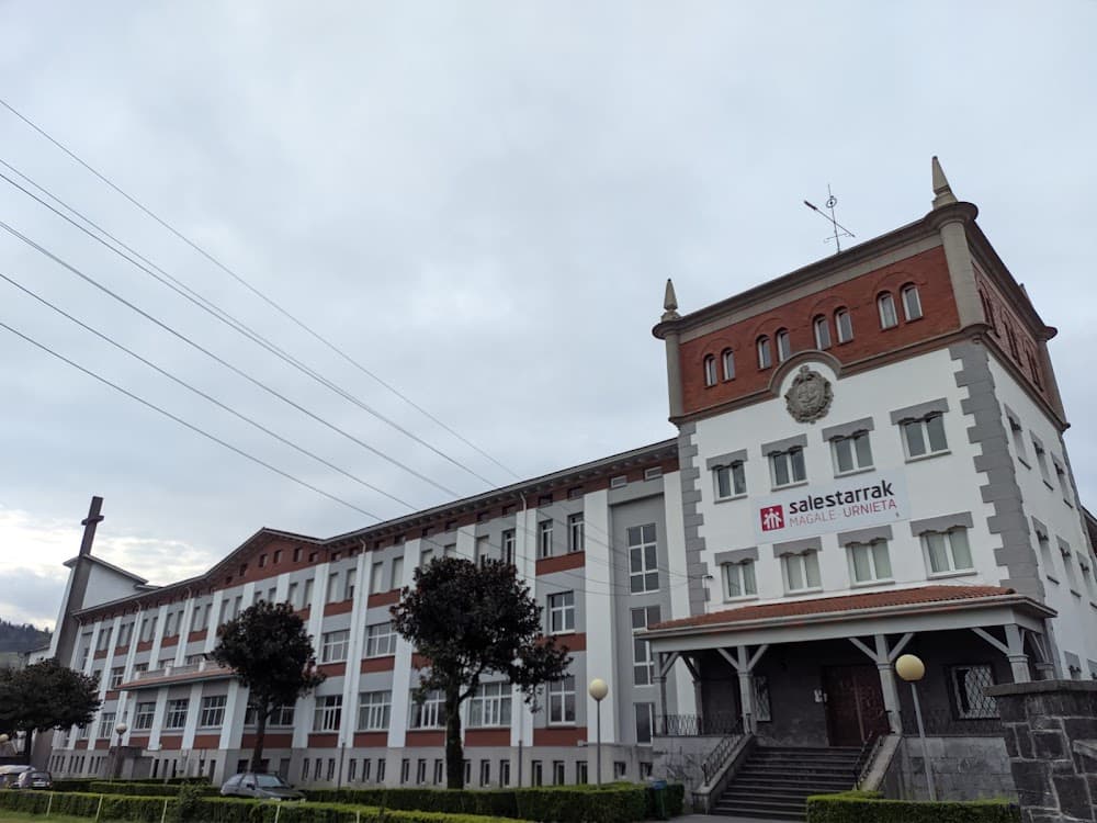 Foto secundaria del campus Salesianos Urnieta