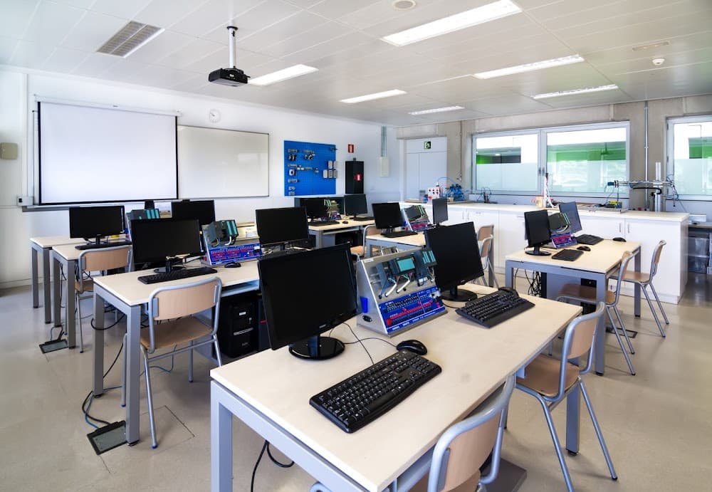 Foto secundaria del campus Zaraobe