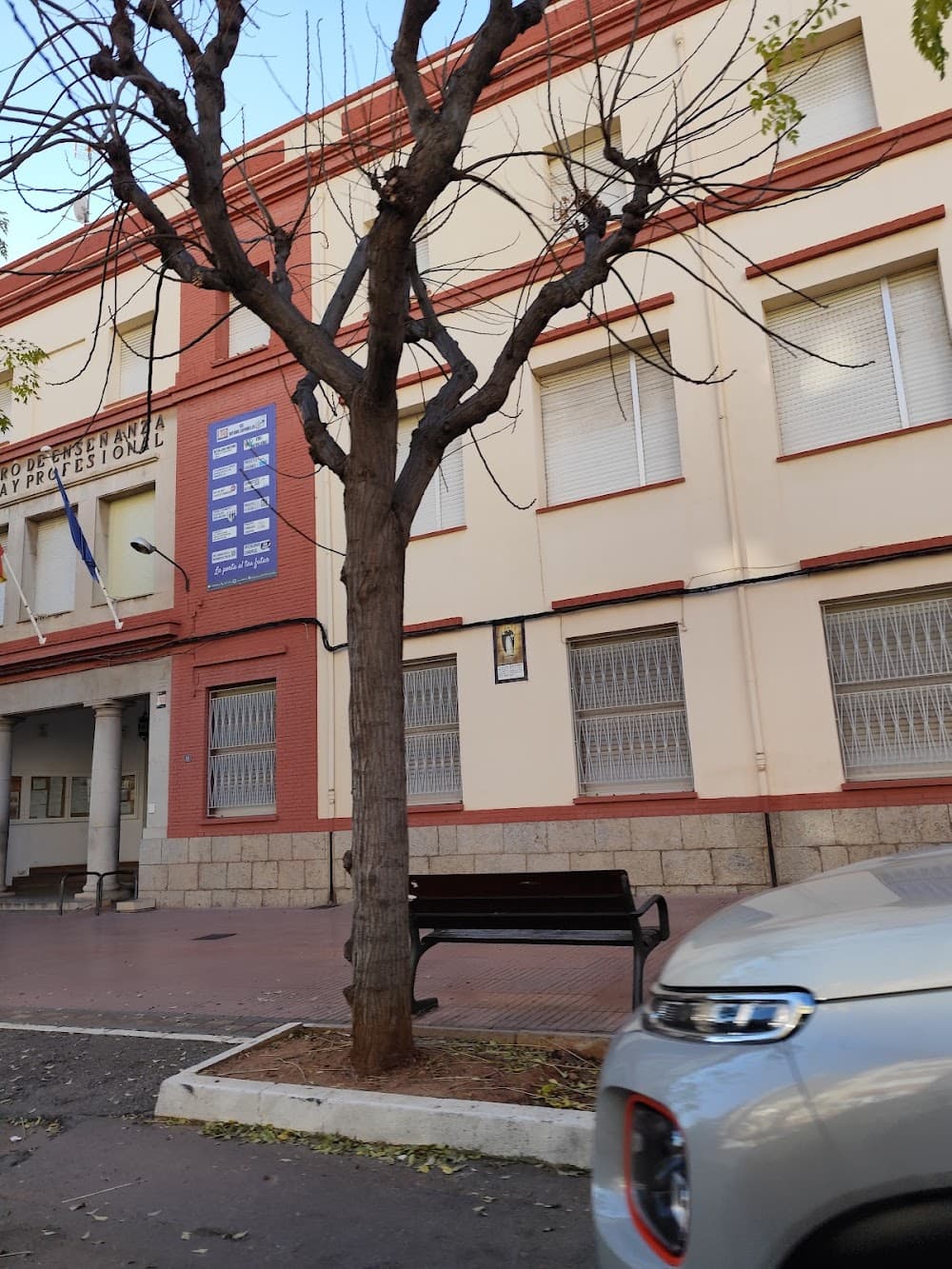 Gestión Administrativa en Botànic Cavanilles (Botànic Cavanilles, La Vall D'uixó): foto 1