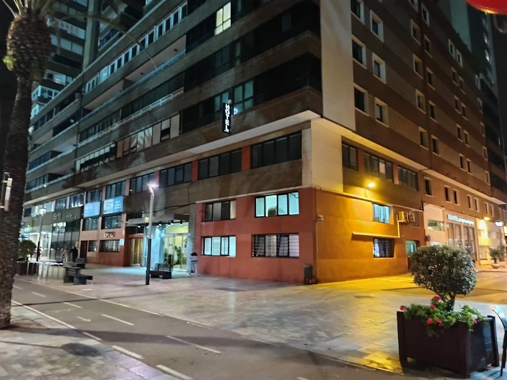 Foto secundaria del campus Isen Formación