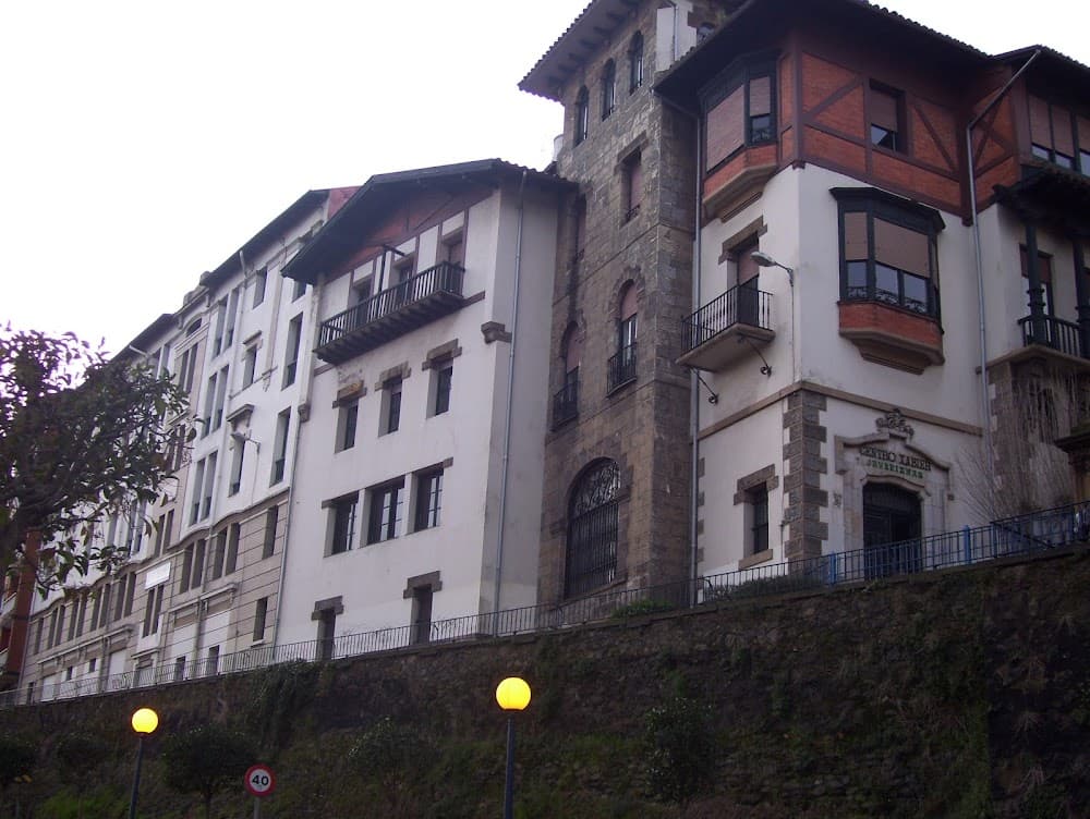 Administració De Sistemes Informàtics En Xarxa a Xabier (Xabier, Portugalete): foto 1
