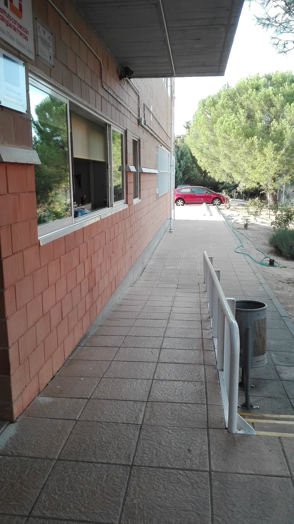 Ensenyament I Animació Socioesportiva a Pintor Antonio Lopez (Pintor Antonio Lopez, Tres Cantos): foto 5