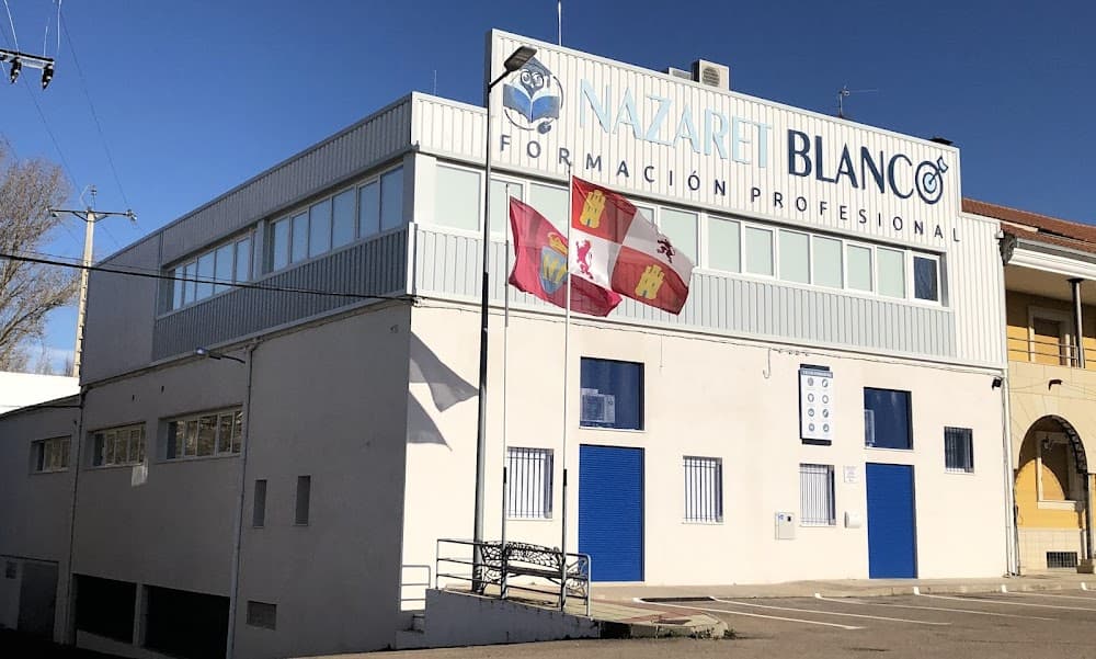 Higiene Bucodental en Nazaret Blanco (Nazaret Blanco, Ciudad Rodrigo): foto 3