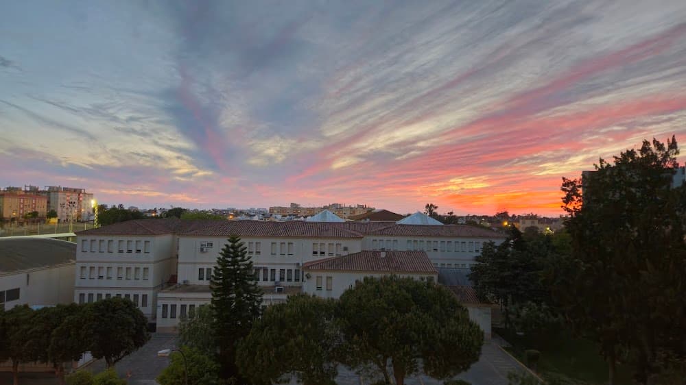Foto secundaria del campus La Bahía