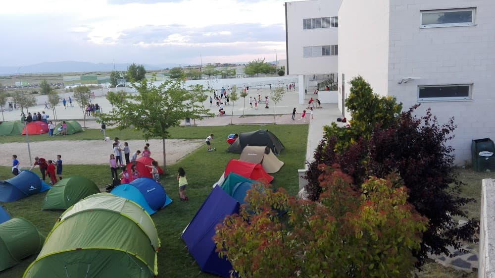 Foto secundaria del campus Colegio Montealbir