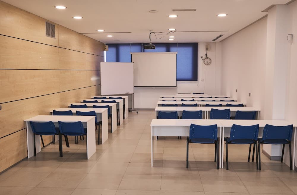 Foto secundaria del campus Medac Alicante