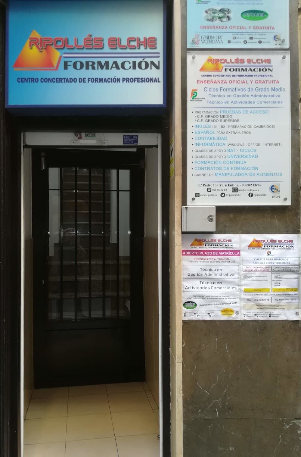 Actividades Comerciales en Academia Ripollés (Academia Ripollés, Elche): foto 1