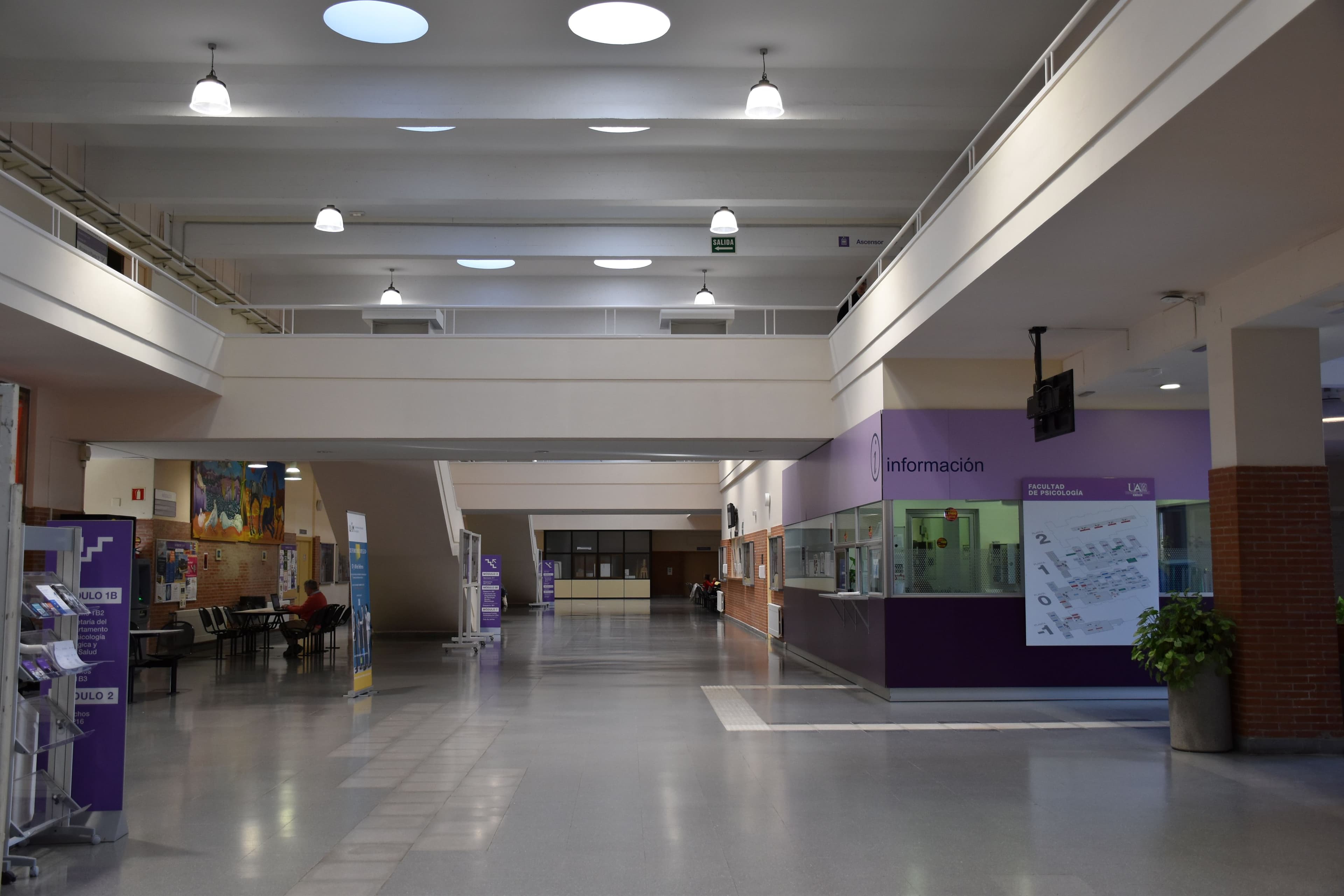 Foto secundaria del campus Facultad de Psicología