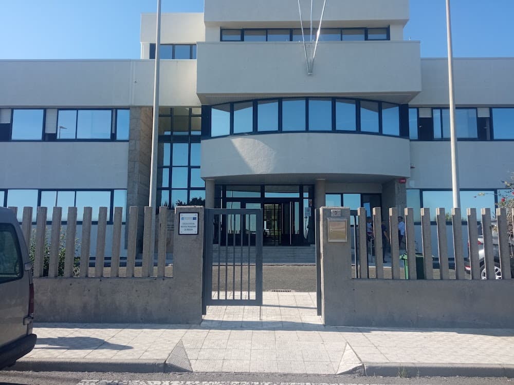 Navegación Y Pesca De Litoral en Oficial Náutico-pesqueira (Oficial Náutico-pesqueira, Santa Uxía De Ribeira): foto 1