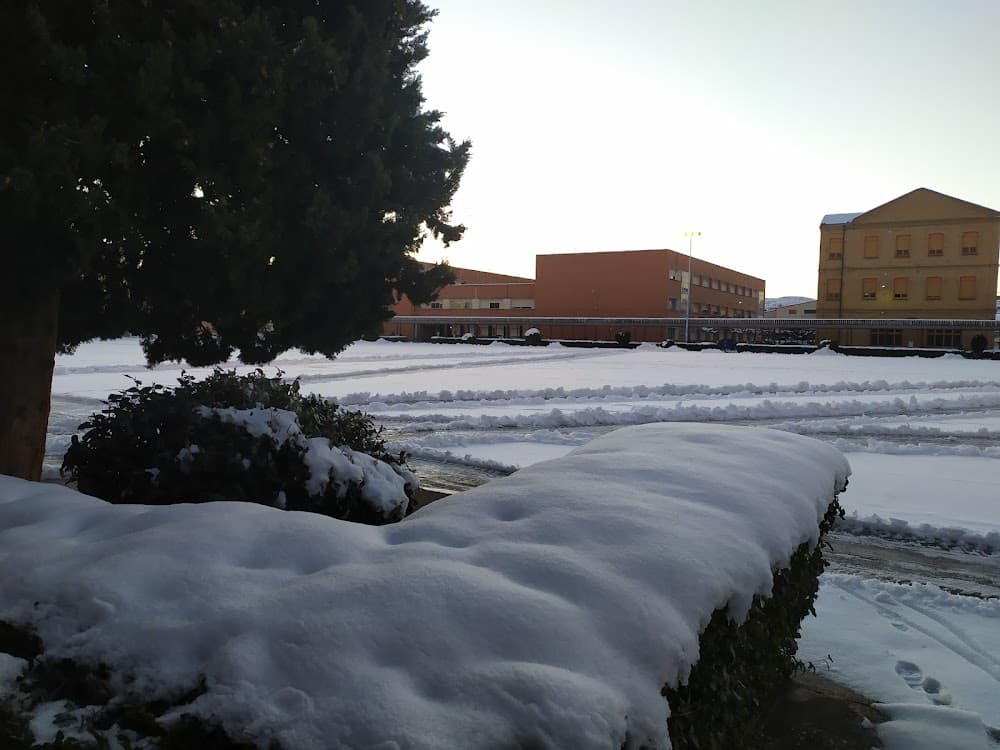 Administració De Sistemes Informàtics En Xarxa a Academia De Logística Del Ejército De Tierra (Academia De Logística Del Ejército De Tierra, Calatayud): foto 2