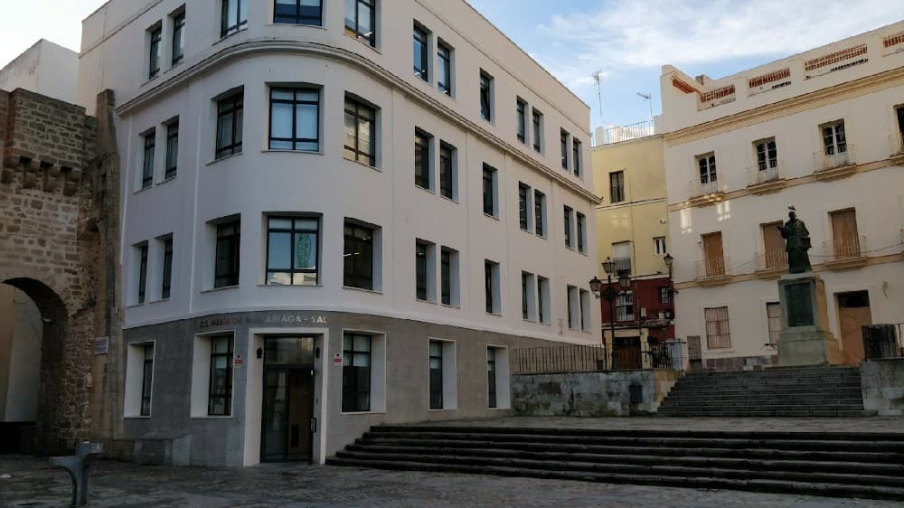 Documentació I Administració Sanitàries a María De Madariaga-salus Infirmorum (María De Madariaga-salus Infirmorum, Cádiz): foto 1