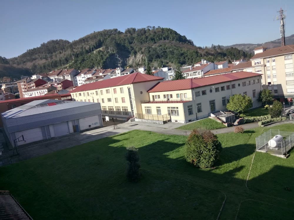 Foto del campus Instituto De Educación Secundaria De Pravia