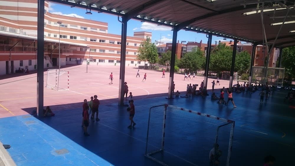 Foto secundaria del campus Salesianos Carabanchel Beato Miguel Rúa