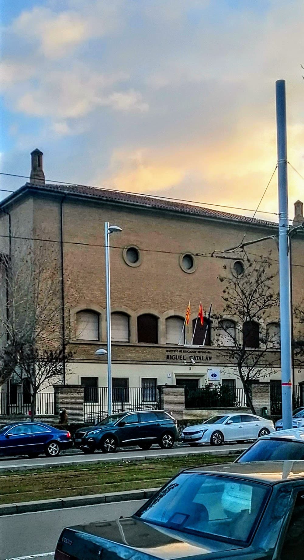 Foto secundaria del campus Miguel Catalán