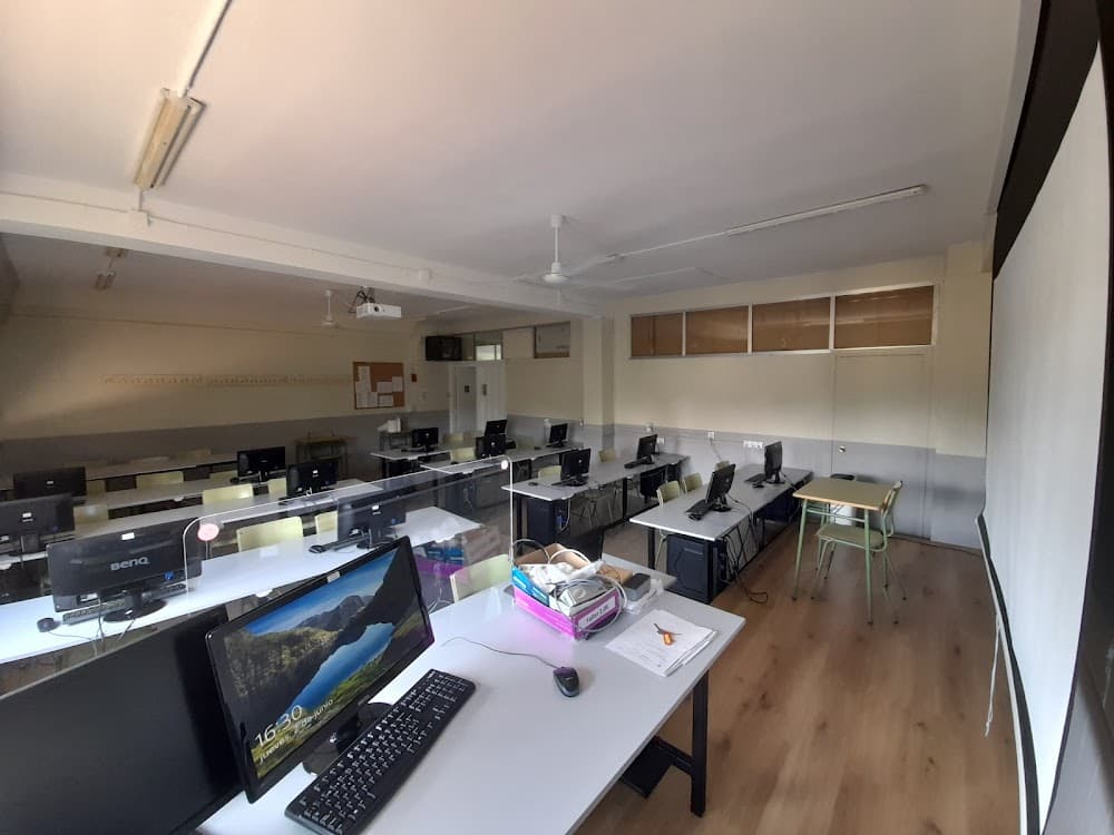Foto secundaria del campus Los Enlaces