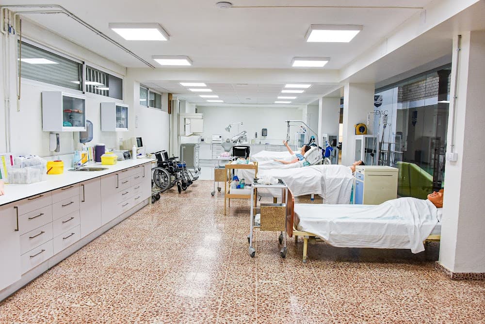 Foto secundaria del campus Formacciona