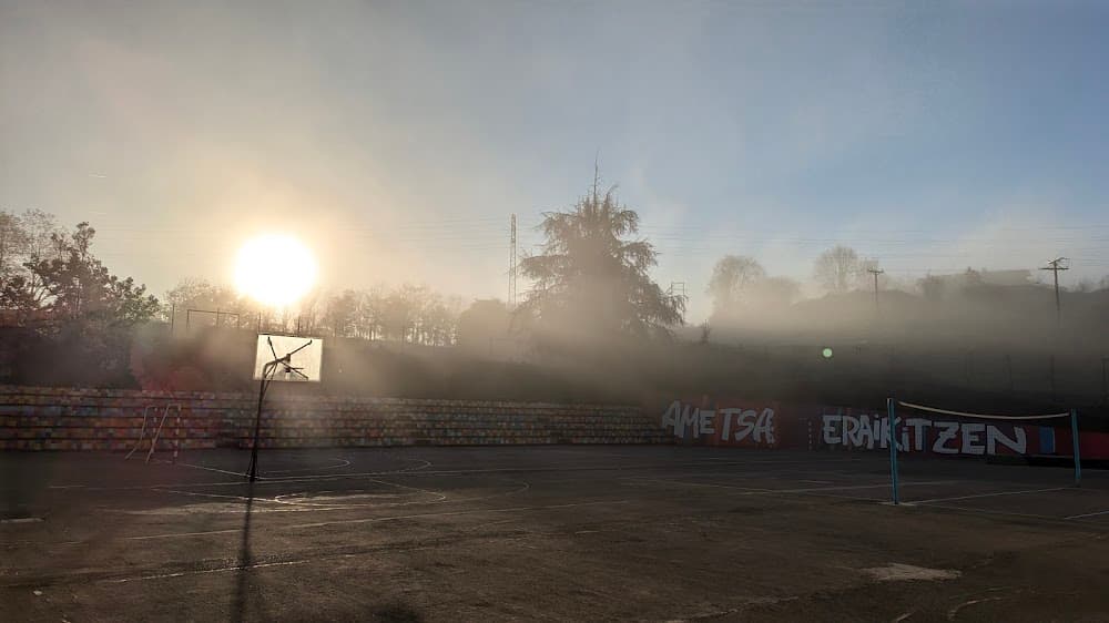 Foto secundaria del campus Herrikide Eskolapioak