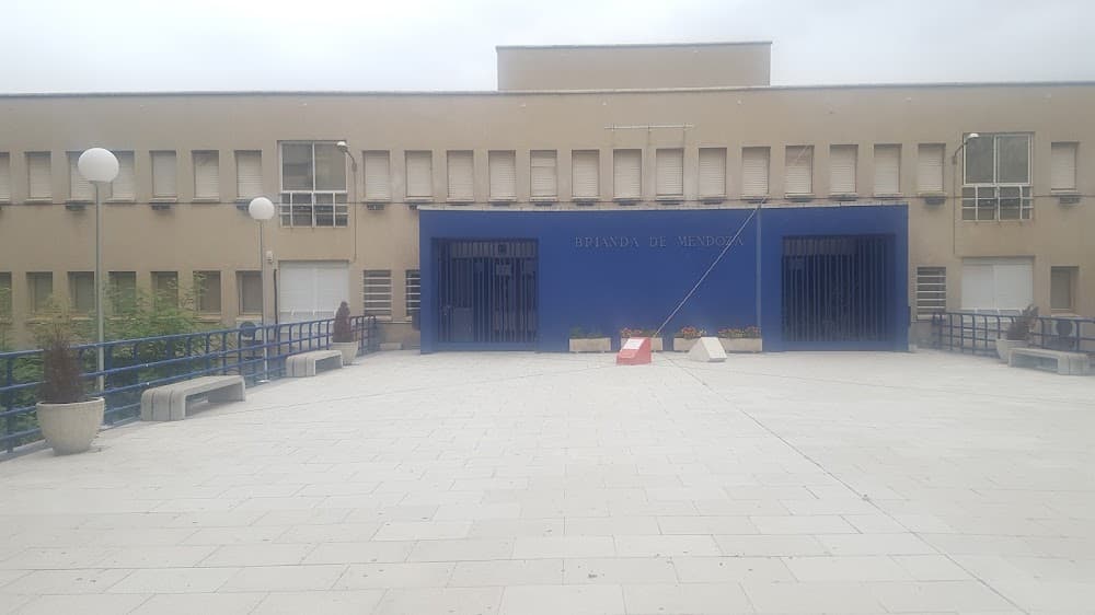 Foto secundaria del campus Brianda De Mendoza