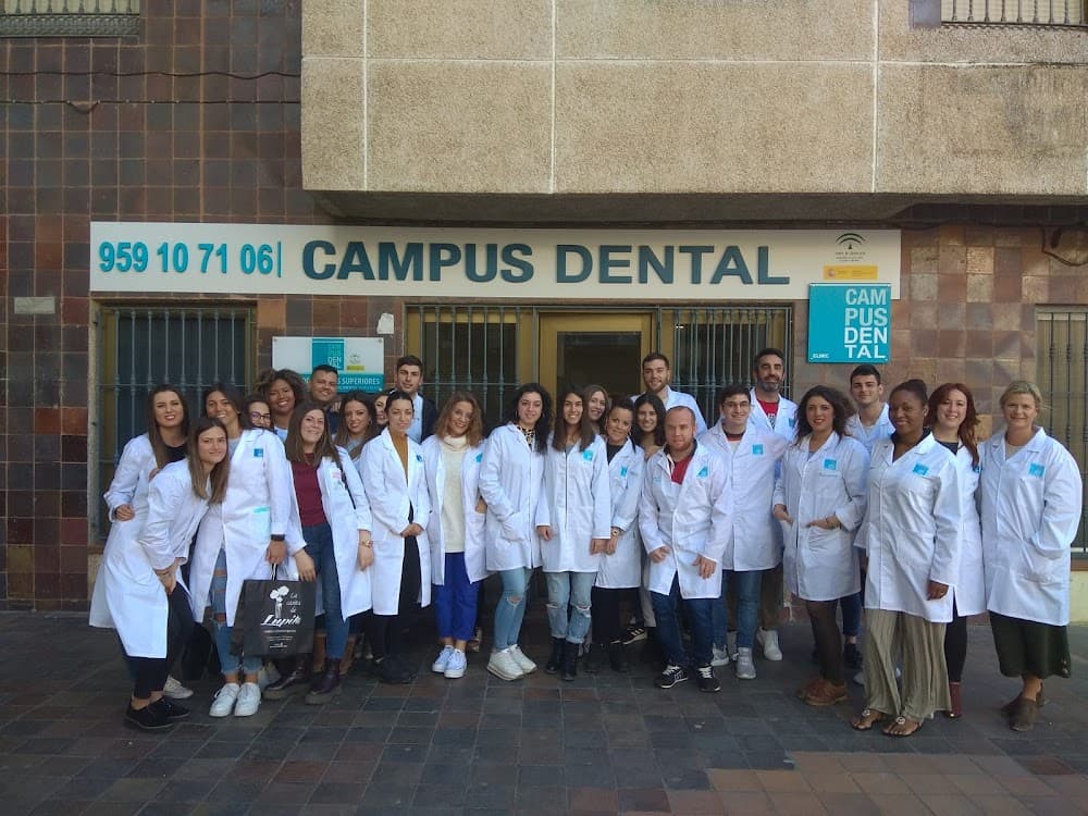 Higiene Bucodental en Campus Dental Huelva (Campus Dental Huelva): foto 5