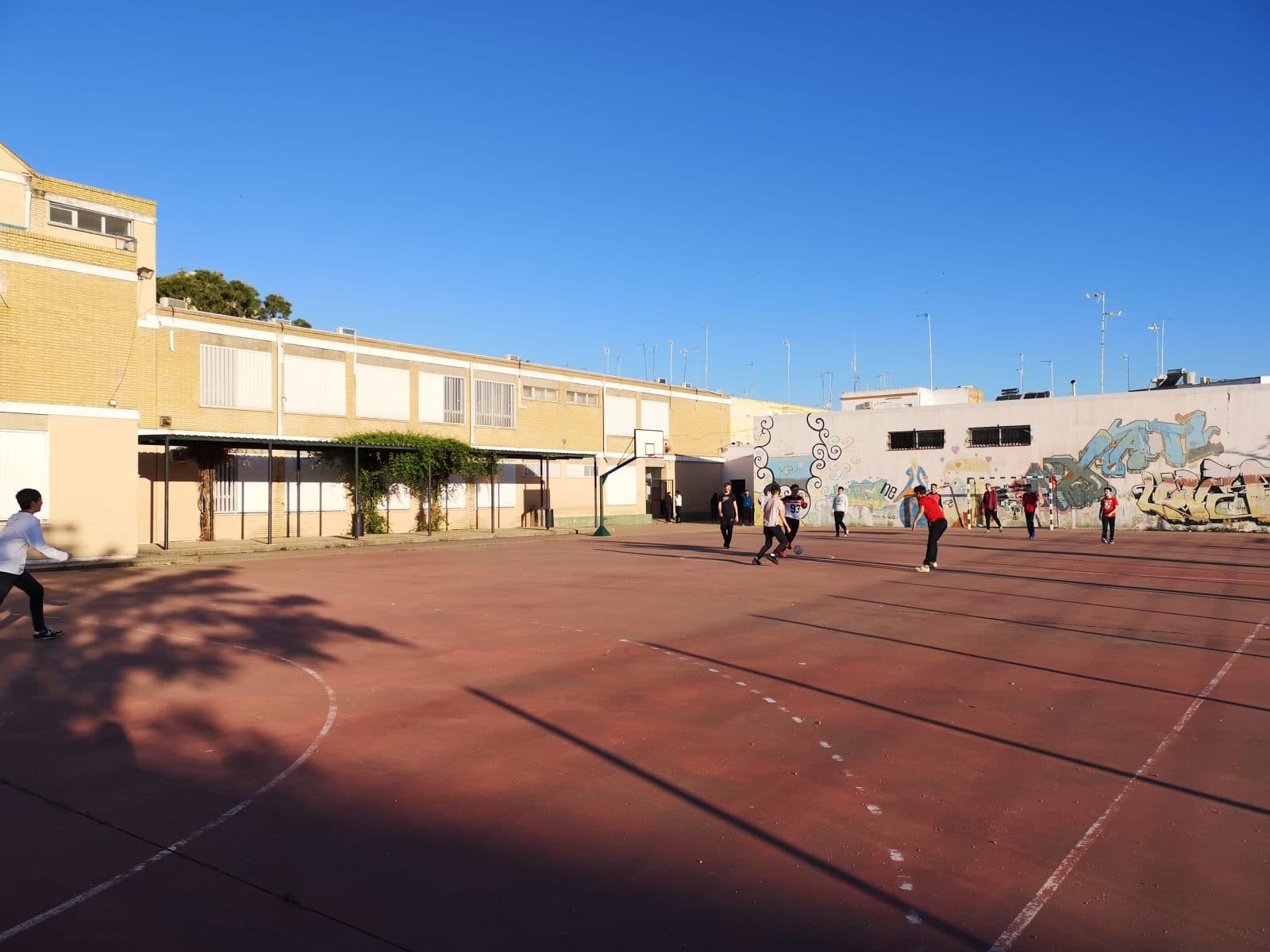 Gestión Administrativa en Axati (Axati, Lora Del Río): foto 1