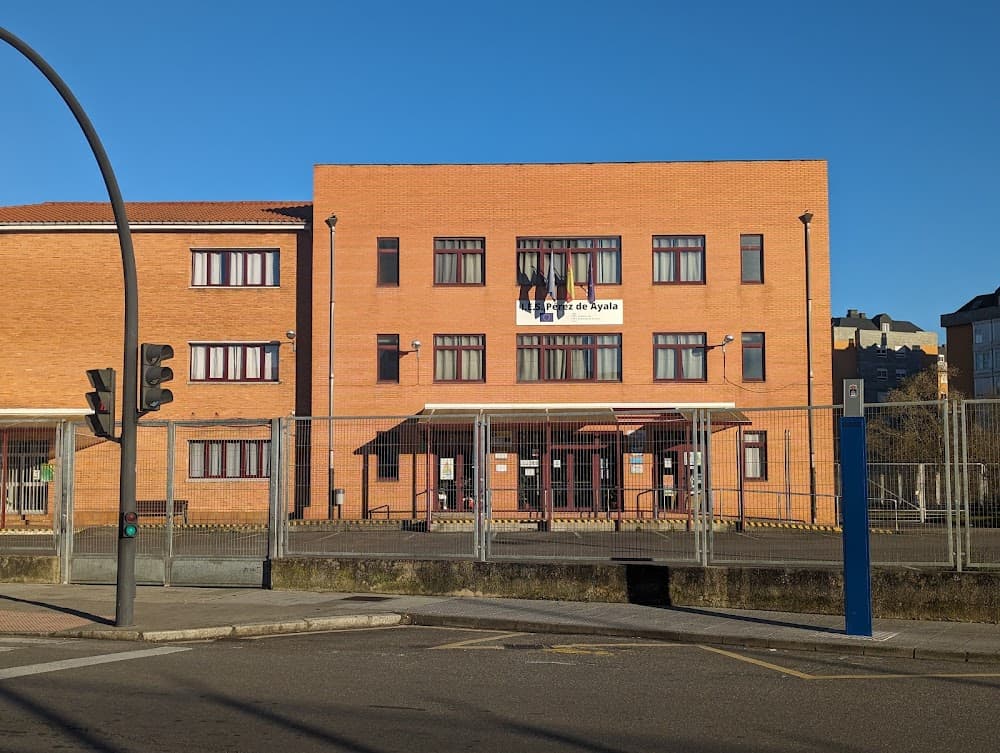 Foto secundaria del campus I.e.s. "pérez De Ayala"