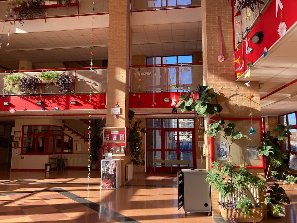Foto secundaria del campus Arca Real