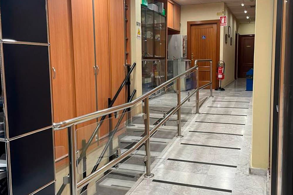 Foto secundaria del campus Centro De Estudios Jurídicos Granada